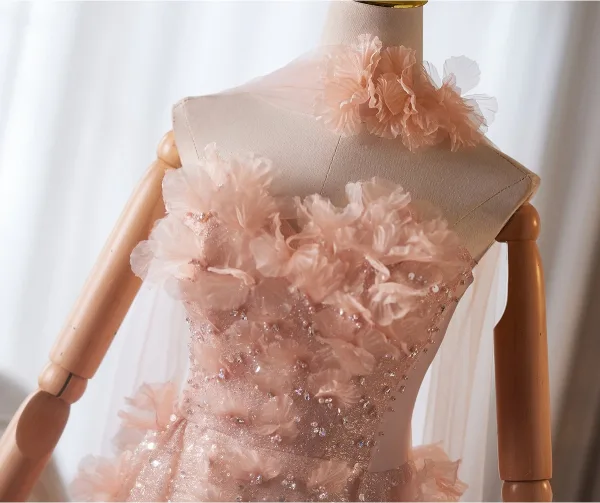 Charming Blushing Pink Appliques Glitter Pearl Rhinestone Prom Dresses 2026 A-Line / Princess Strapless Sleeveless Backless Floor-Length / Long Prom Formal Dresses