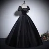 Vintage / Retro Black Satin Prom Dresses 2024 Ball Gown Square Neckline Puffy Short Sleeve Backless Floor-Length / Long Prom Formal Dresses