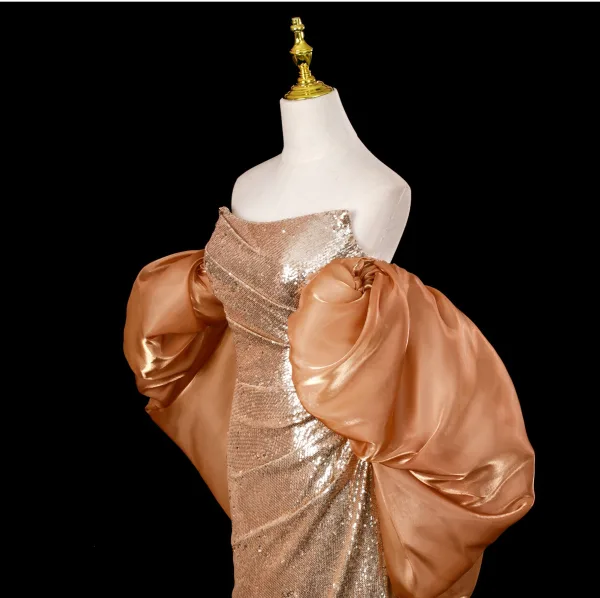 Scintillantes Sexy Doré Paillettes Robe De Soirée 2025 Trompette / Sirène Bustier Sans Manches Dos Nu Train De Balayage Soirée Robe De Ceremonie