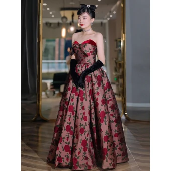 Vintage Originale Bordeaux Satin Impression Robe De Bal 2022 Princesse Noeud Bustier Sans Manches Dos Nu Longue Promo Robe De Ceremonie