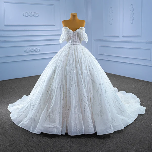 Best Charming White Beading Pearl Sequins Wedding Dresses 2022 Ball Gown Strapless Sleeveless Backless Sash Chapel Train Wedding
