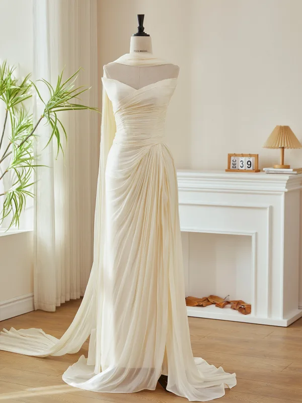 Light Ivory Split Front Trumpet / Mermaid Wedding Dresses 2026 Strapless Sleeveless Backless Sweep Train