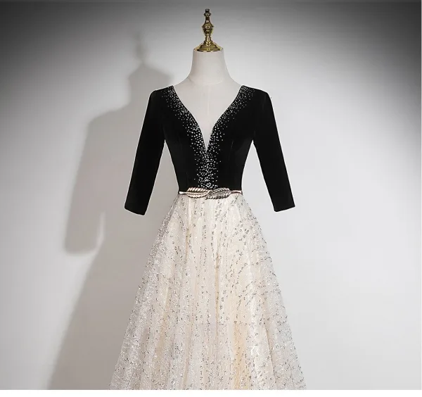 Exquisite Black Rhinestone Prom Dresses 2026 A-Line / Princess V-Neck 3/4 Sleeve Backless