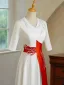 Vintage Hvit To farger Ballkjoler 2025 Prinsesse V-Hals 1/2 Ermer Lange Ball Formelle Kjoler