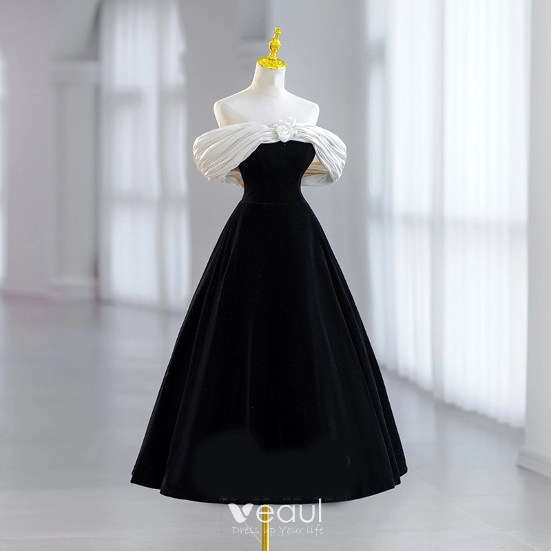 Elegant Black Velvet Homecoming Graduation Dresses 2023 A Line Princess Off  The Shoulder Pearl Appliques Short Sleeve Backless Tea Length Formal Dresses
