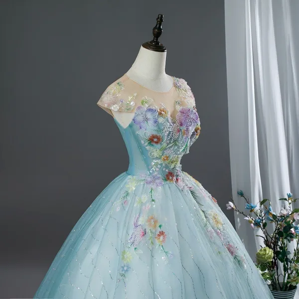 Eterisk Himmelsblå Beading Appliqués Balklänningar 2026 Balklänning Urringning Holkärm Halterneck