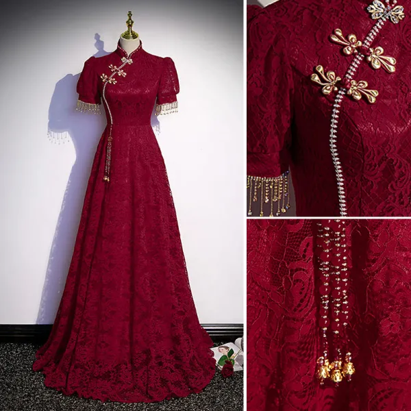 Chinese style Burgundy Pearl Rhinestone Lace Flower Evening Dresses 2022 A-Line / Princess High Neck Short Sleeve Floor-Length / Long Evening Party Formal Dresses