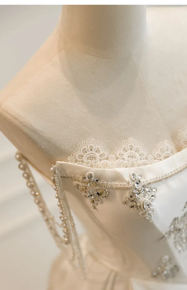 Amazing / Unique Crystal Ivory Satin Wedding Dresses 2025 A-Line / Princess U-Neck Beading Crossed Straps Sweep Train Sleeveless