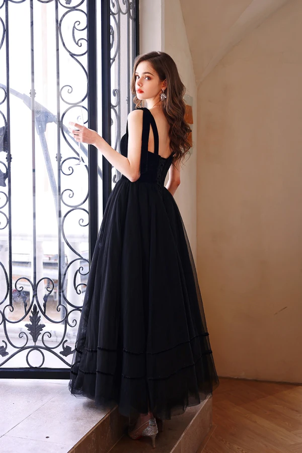 Chic / Beautiful Black Rhinestone Bow Prom Dresses 2022 A-Line / Princess Spaghetti Straps Sleeveless Backless Floor-Length / Long Prom Formal Dresses