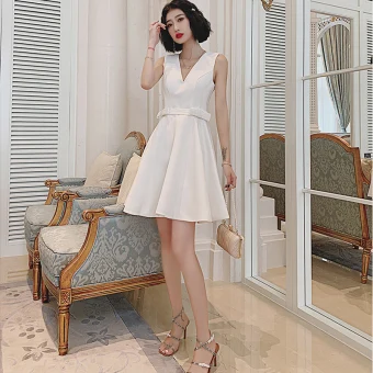 Charming Ivory Party Dresses 2022 A Line Princess Deep V Neck Bow Sash Sleeveless Backless Floor Length Long Formal Dresses