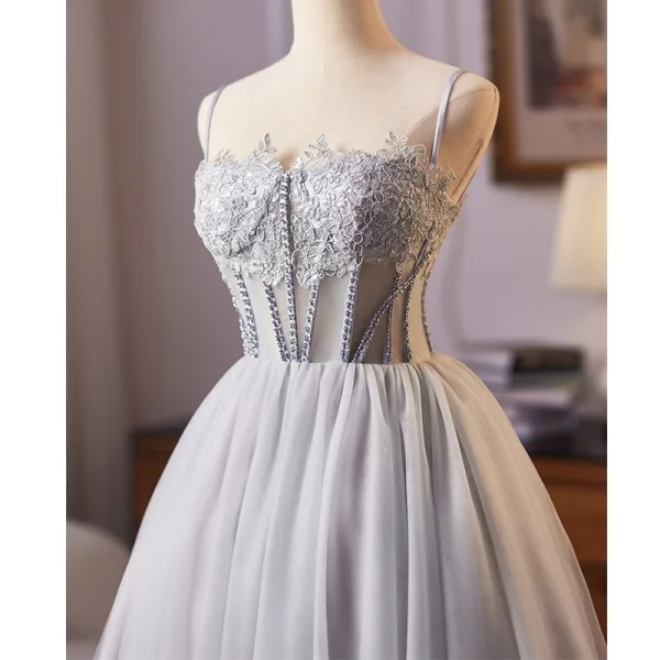 Classy Grey Beading Sequins Lace Flower Homecoming Graduation Dresses 2025 Ball Gown Spaghetti Straps Sleeveless Backless Knee-Length