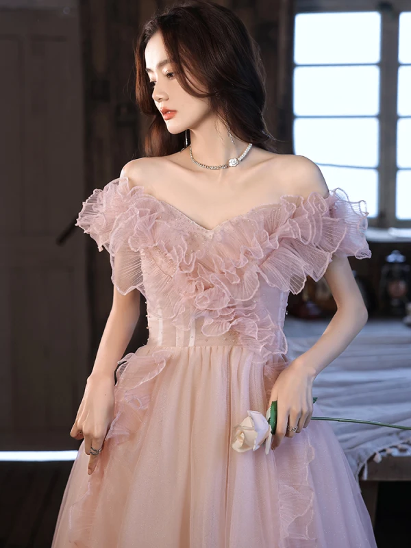 Chic / Beautiful Blushing Pink Beading Ruffle Prom Dresses 2022 A-Line / Princess Off-The-Shoulder Short Sleeve Backless Floor-Length / Long Formal Dresses