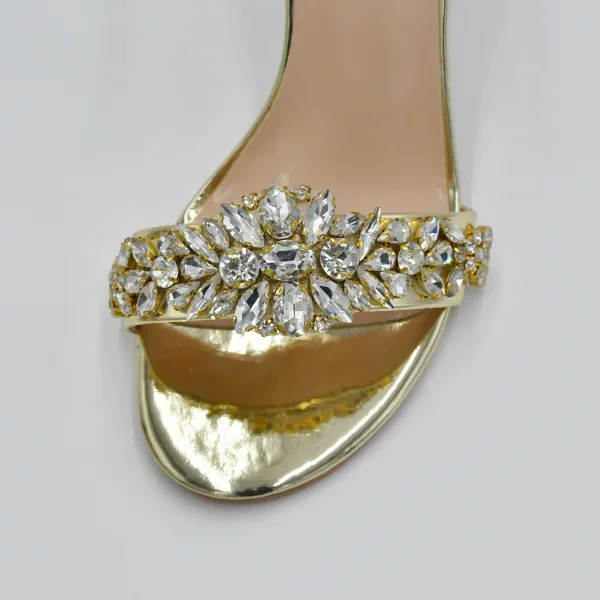 Charmant Glitzernden Gold Strass Pailletten Brautschuhe 2022 Knöchelriemen 10 cm Thick Heels Peeptoes Hochzeit Sandaletten Hochhackige