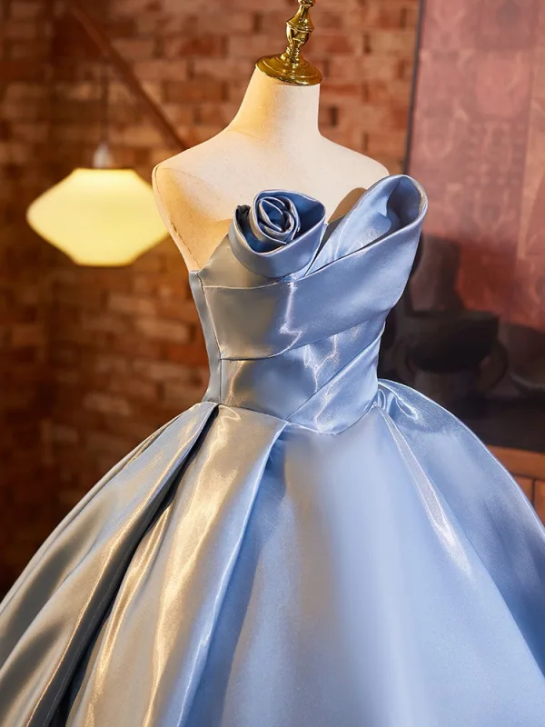 Elegant Sky Blue Prom Dresses 2024 Ball Gown Strapless Sleeveless Backless Sweep Train Prom Formal Dresses