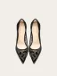 Vintage / Retro Black Embroidered Evening Party Pumps 2025 10 cm Stiletto Heels Pointed Toe Pumps High Heels
