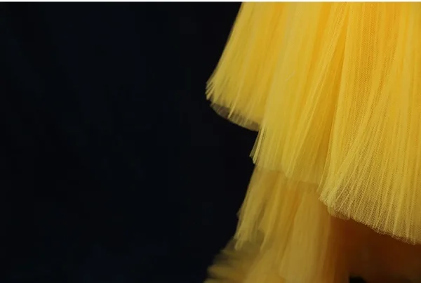 Unusual Yellow Cascading Ruffles Prom Dresses 2024 Ball Gown Scoop Neck Sleeveless Backless Bow Sash Court Train Prom Formal Dresses