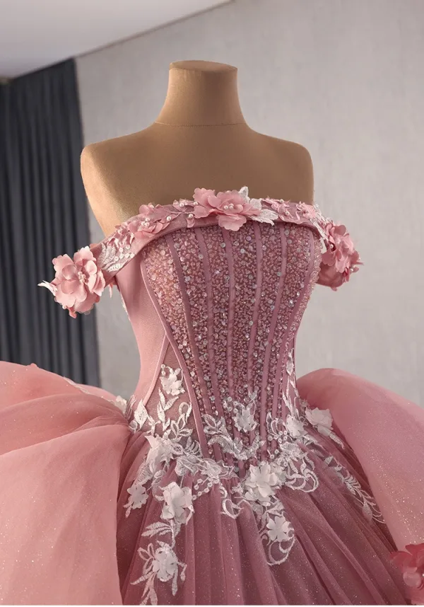 High-end Blushing Pink Handmade  Beading Pearl Rhinestone Lace Flower Appliques Prom Dresses 2025 Ball Gown Off-The-Shoulder Short Sleeve Backless
