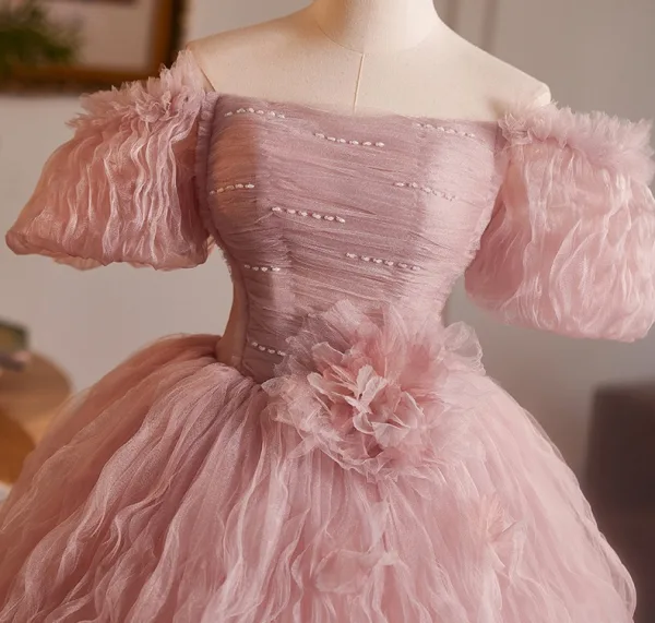 Chic / Beautiful Blushing Pink Beading Ruffle Prom Dresses 2025 Ball Gown Off-The-Shoulder Short Sleeve Backless Floor-Length / Long Prom Formal Dresses