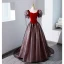 Elegante Rot Ballkleider 2023 Ballkleid Eckiger Ausschnitt Geschwollenes Kurze Ärmel Schleife Rückenfreies Sweep / Pinsel Zug Ball Festliche Kleider