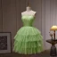 Sexy Vert Cendré Étoile Paillettes Courte Robe De Fête 2023 Bretelles Spaghetti Volants en Cascade Sans Manches Dos Nu Cocktail Soirée Robe De Ceremonie