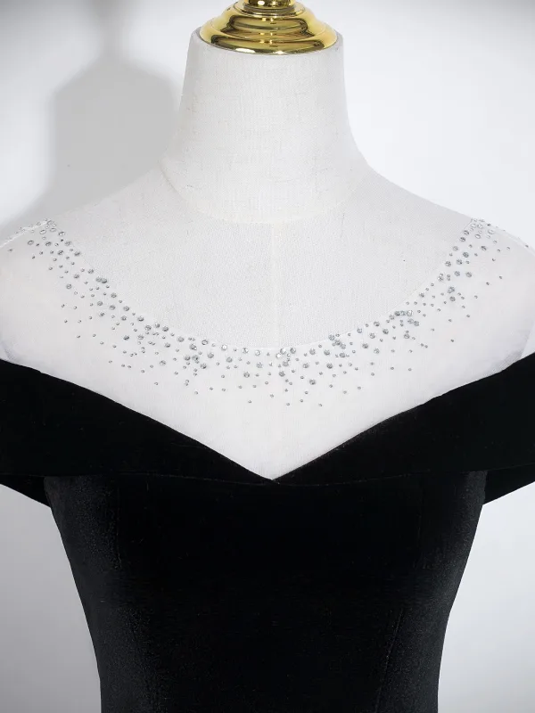 Vintage / Originale Bordeaux Faux Diamant Robe De Bal 2026 De l'épaule Princesse Manches Courtes Dos Nu