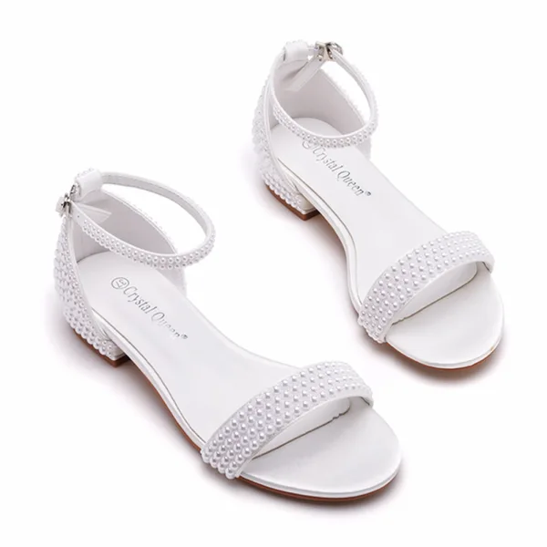 Charmant Weiß Ball Perle Flat Sandalen Damen 2023 Knöchelriemen Peeptoes Sandaletten Hochhackige