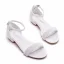 Charmant Weiß Ball Perle Flat Sandalen Damen 2023 Knöchelriemen Peeptoes Sandaletten Hochhackige