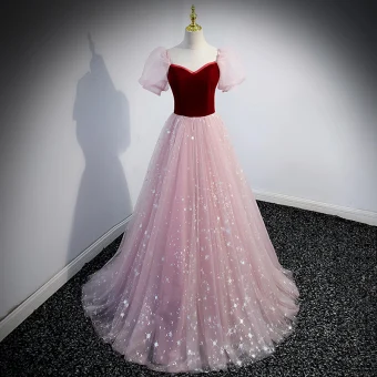 Charmant Bordeaux Robe De Bal 2022 Princesse Encolure Carrée Paillettes Gonflée Manches Courtes Dos Nu Longue Robe De Ceremonie