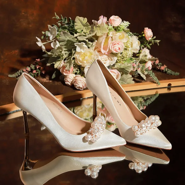 Elegant Beige Satin Pearl Wedding Shoes 2023 8 cm Stiletto Heels Pointed Toe Wedding Pumps High Heels