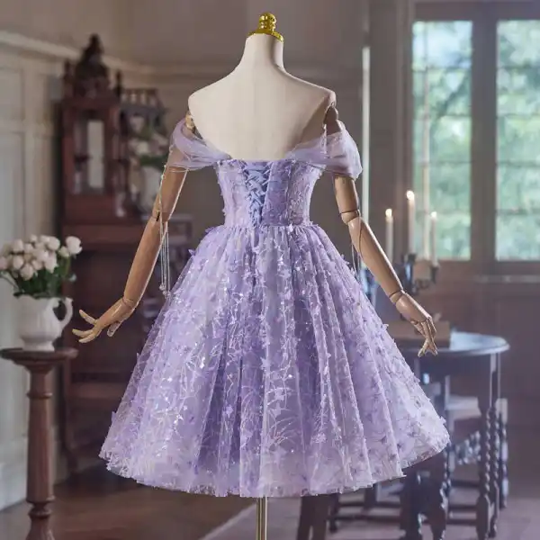 Fashion Lavender Sequins Butterfly Appliques Homecoming Graduation Dresses 2024 A-Line / Princess Off-The-Shoulder Sleeveless Backless Knee-Length Formal Dresses