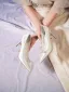 Elegante Witte Satijn Parel Bruidsschoenen 2025 6 cm Naaldhakken / Stiletto Spitse Neus Huwelijk Pumps Hoge Hakken