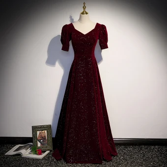 Vintage Burgund Cekiny Aksamit Sukienki Na Bal 2023 Princessa Kwadratowy Dekolt Kótkie Rękawy Bez Pleców Długie Sukienki Wizytowe
