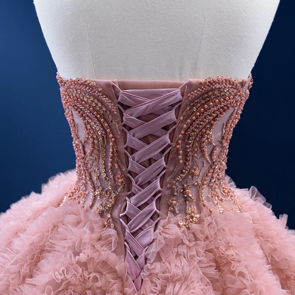 High End Charmant Rosa Fallende Rüsche Ballkleider 2022 Ballkleid Bandeau Ärmellos Perlenstickerei Perle Pailletten Sweep / Pinsel Zug Ball Festliche Kleider