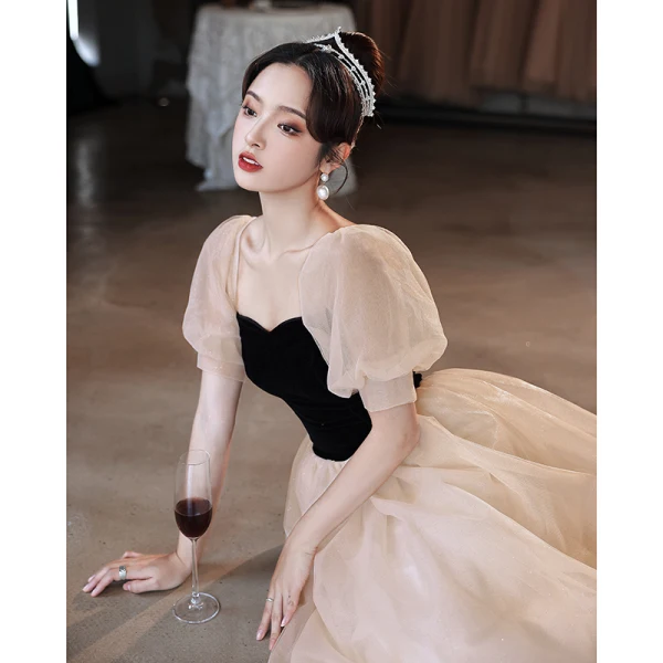 Chic / Beautiful Champagne Prom Dresses 2022 A-Line / Princess Square Neckline Puffy Short Sleeve Backless Floor-Length / Long Formal Dresses