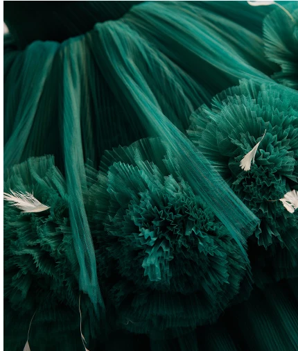 Elegant Dark Green Cascading Ruffles Ruffle Quinceañera Prom Dresses 2024 Ball Gown Spaghetti Straps Sleeveless Backless Court Train Formal Dresses Prom