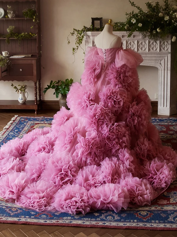 Exaggerated Fuchsia Cascading Ruffles Prom Dresses 2024 Ball Gown Off-The-Shoulder Puffy Short Sleeve Backless Chapel Train Prom Formal Dresses