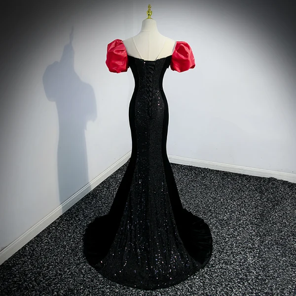 Sexy Noire Paillettes Noeud Robe De Soirée 2022 Trompette / Sirène Encolure Dégagée Gonflée Manches Courtes Dos Nu Train De Balayage Soirée Robe De Ceremonie