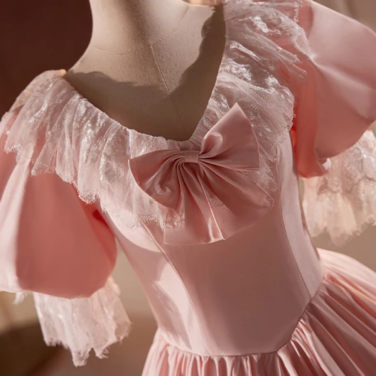 Vintage / Retro Medieval Blushing Pink Prom Dresses 2024 Ball Gown V-Neck Bow Short Sleeve Backless Floor-Length / Long Prom Formal Dresses