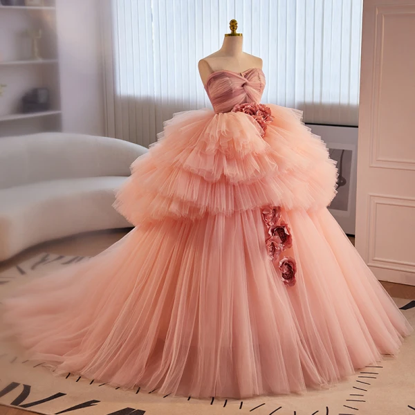 Charmant Rosa Applikationen Fallende Rüsche Ballkleider 2023 Ballkleid Bandeau Ärmellos Rückenfreies Hof-Schleppe Ball Festliche Kleider