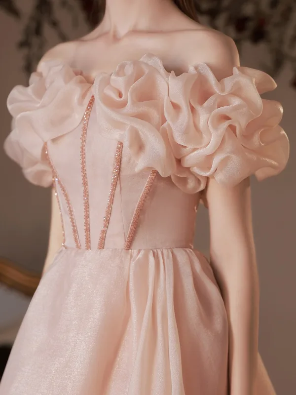 Lovely Blushing Pink Prom Dresses 2022 A-Line / Princess Ruffle Off-The-Shoulder Beading Short Sleeve Backless Floor-Length / Long Prom Formal Dresses