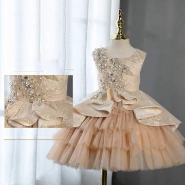 Chic Belle Champagne Perlage Perle En Dentelle Paillettes Anniversaire Robe Ceremonie Fille 2022 Robe Boule Encolure Dégagée Sans Manches Courte Volants En Cascade Robe Ceremonie Fille
