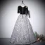 Élégant Noire Perlage Paillettes Impression Robe De Bal 2022 Princesse V-Cou Manches Courtes Dos Nu Longue Promo Robe De Ceremonie