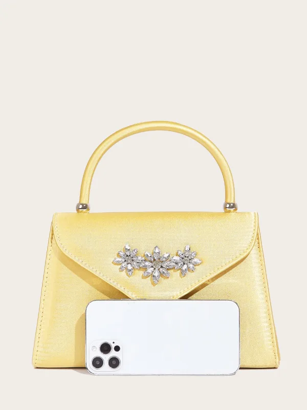 Chic / Belle Fushia Faux Diamant Satin Soirée Pochette 2023