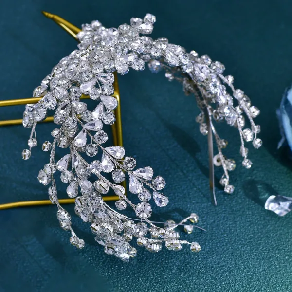Sjarmerende Hvit Rhinestone Legering Har Tilbehor Bryllup 2024