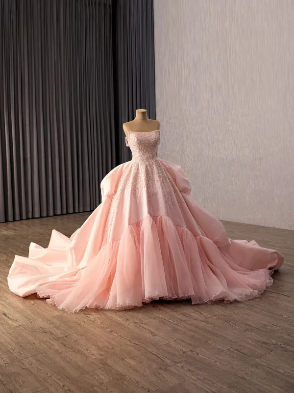 Luxury / Gorgeous Blushing Pink Handmade  Beading Sequins Cascading Ruffles Prom Dresses 2026 Ball Gown Strapless Sleeveless Backless Royal Train Formal Dresses