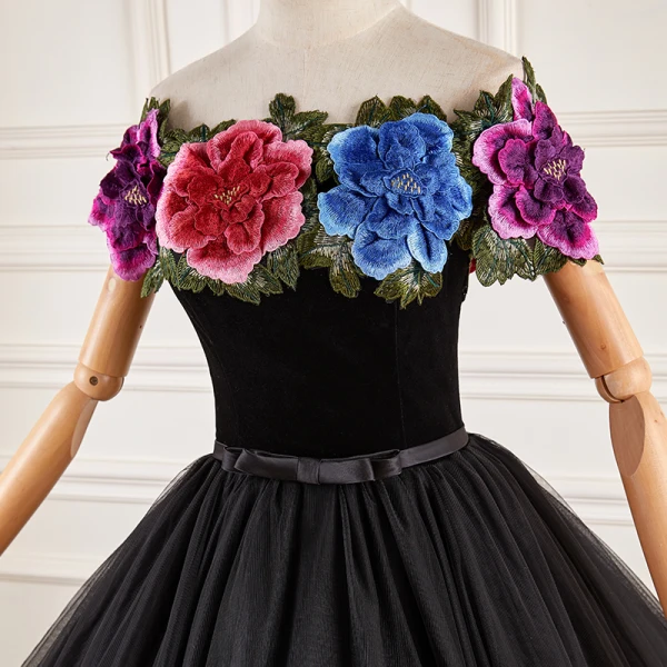 Ethnic Black Lace Flower Prom Dresses 2023 Ball Gown Off-The-Shoulder Short Sleeve Backless Bow Sash Floor-Length / Long Prom Formal Dresses
