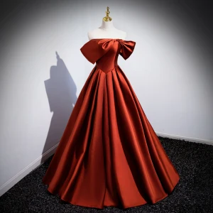 Chic Belle Rouge Satin Robe De Bal 2023 Robe Boule De L Épaule Manches Courtes Dos Nu Longue Promo Robe De Ceremonie