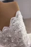 High End Weiß Handgefertigt Perlenstickerei Perle Pailletten Quinceañera Brautkleider / Hochzeitskleider 2025 Ballkleid Bandeau Ärmellos Rückenfreies Kapelle-Schleppe Tülle