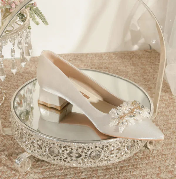 Wedding Flats, Low Heel Wedding Shoes, Comfortable Bridal Flats – Kate  Whitcomb Shoes