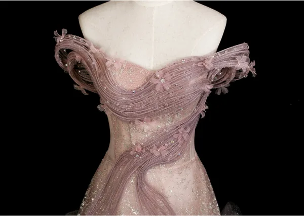 Haut de Gamme Rougissant Rose Appliques Faux Diamant Paillettes Volants en Cascade Robe De Bal 2025 Princesse De l'épaule Sans Manches Dos Nu Longue Robe De Ceremonie